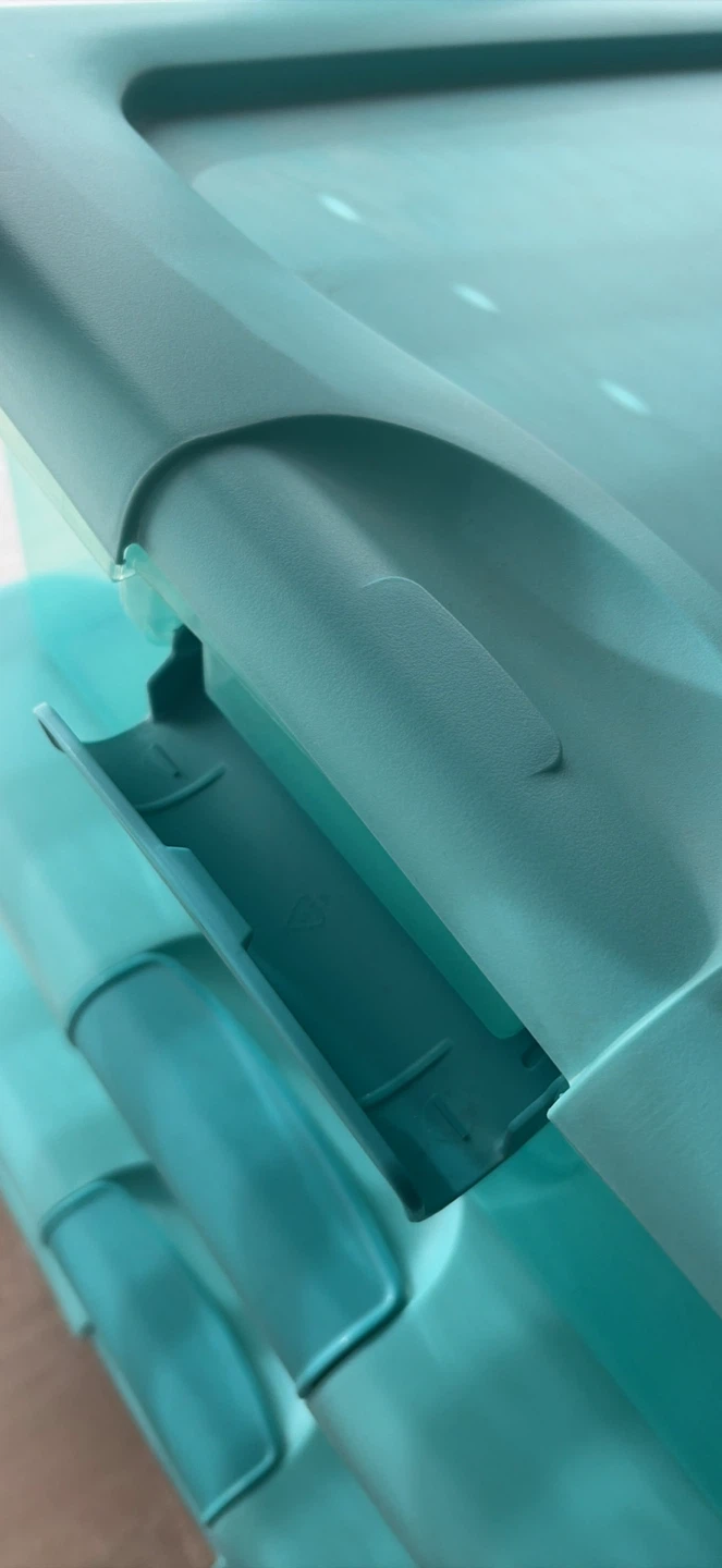 X4 Sterilite FreshScent Under-Bed Storage Bin - photo 3