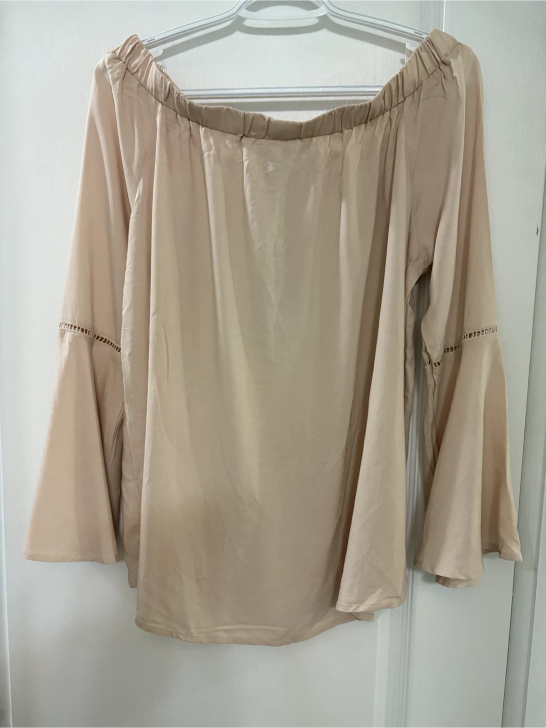 BNWT Revamped Beige Off-Shoulder Bell Sleeve Top - photo 4
