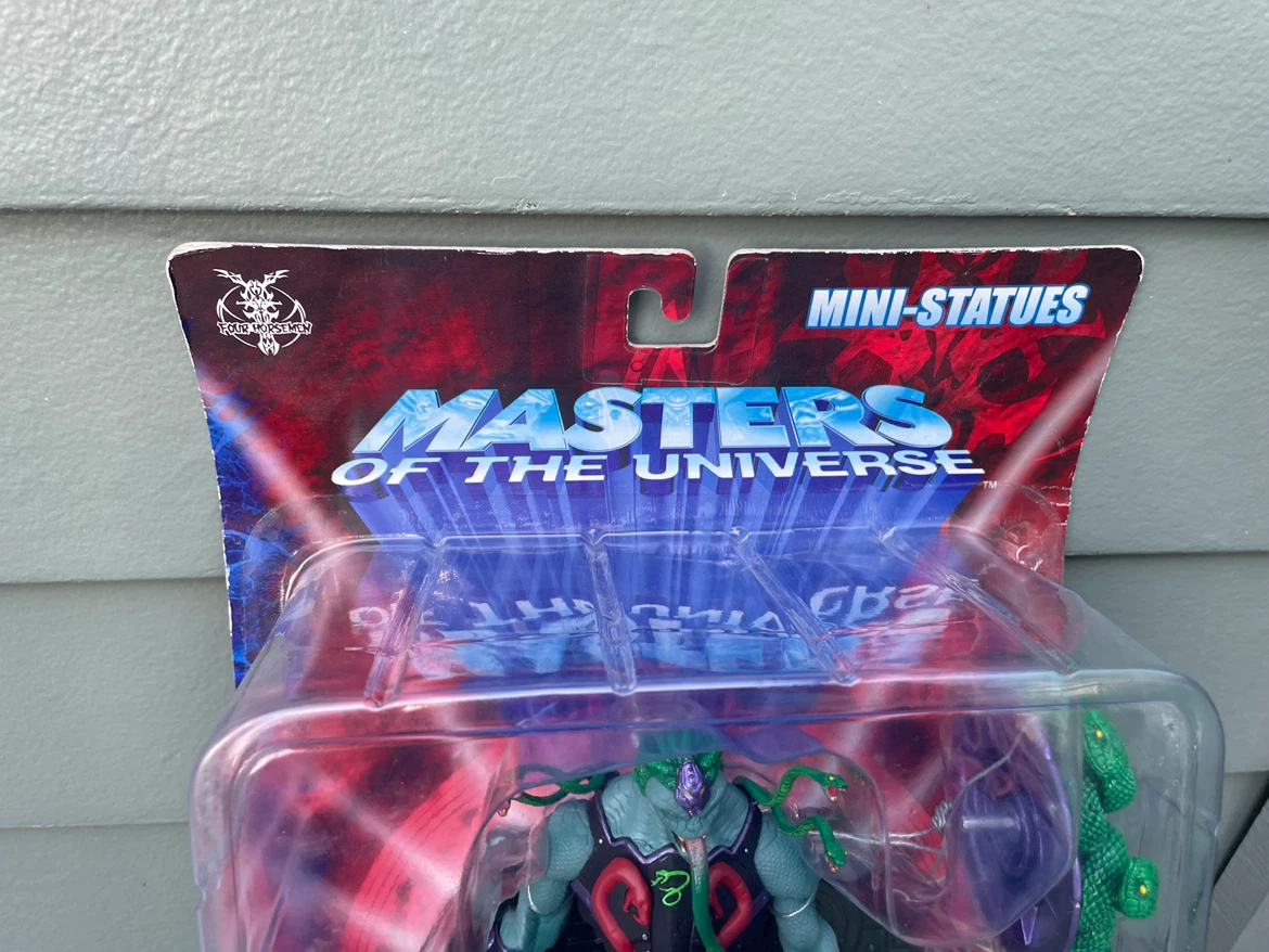 Masters of the Universe Snake Face Mini-Statue - photo 3