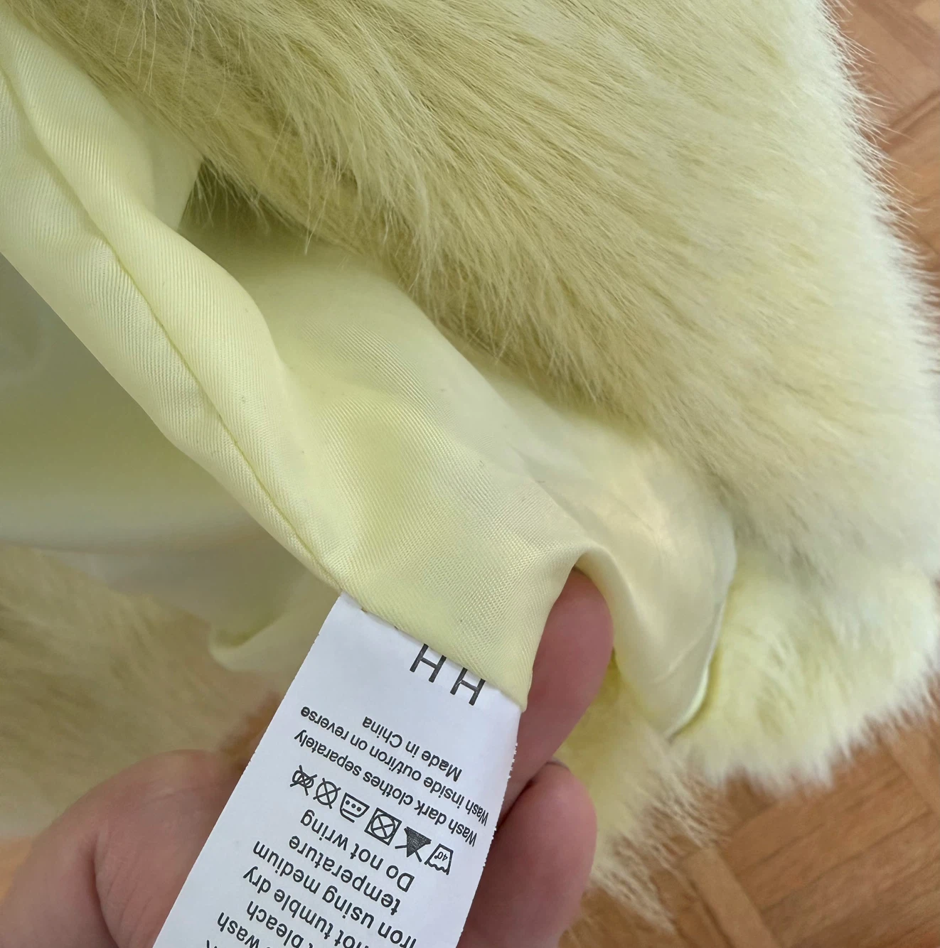 Yellow Faux Fur Coat 🏈 - photo 3