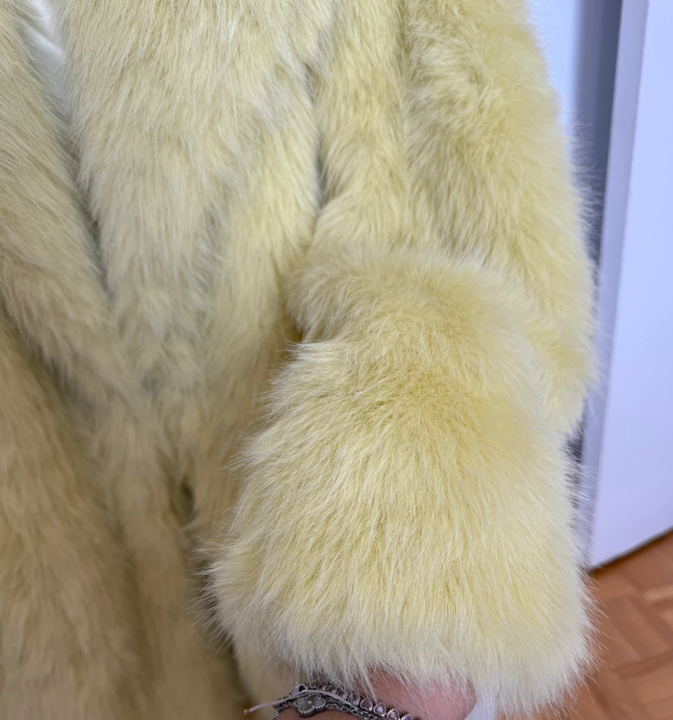 Yellow Faux Fur Coat 🏈 - photo 5