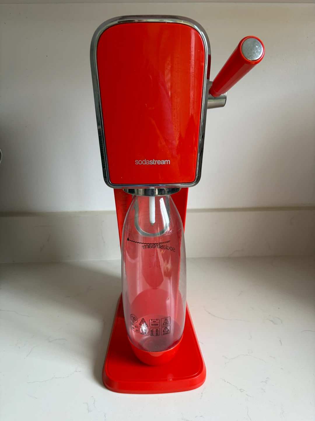 SodaStream Art Sparkling Water Maker - Red