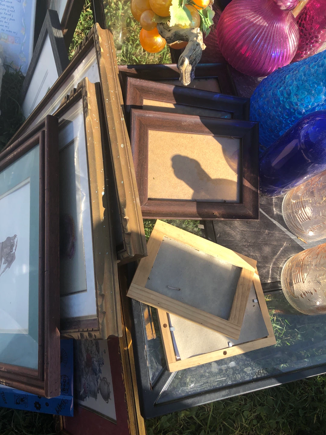 Assorted Vintage Picture Frames - photo 2