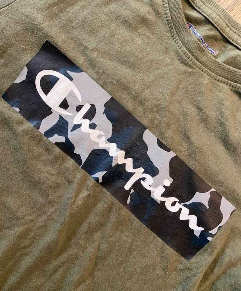 🏈 Boys Champion Graphic T-shirt - Size L 10-12 yrs EUC 🏈 - photo 3