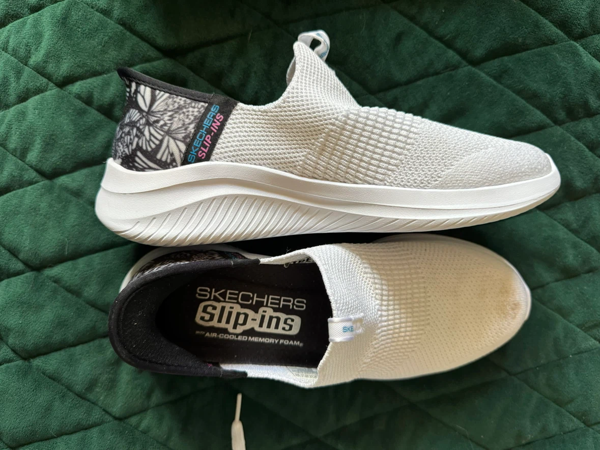 Skechers Slip-ins Shoes - White/Black, Women's Size 6.5
