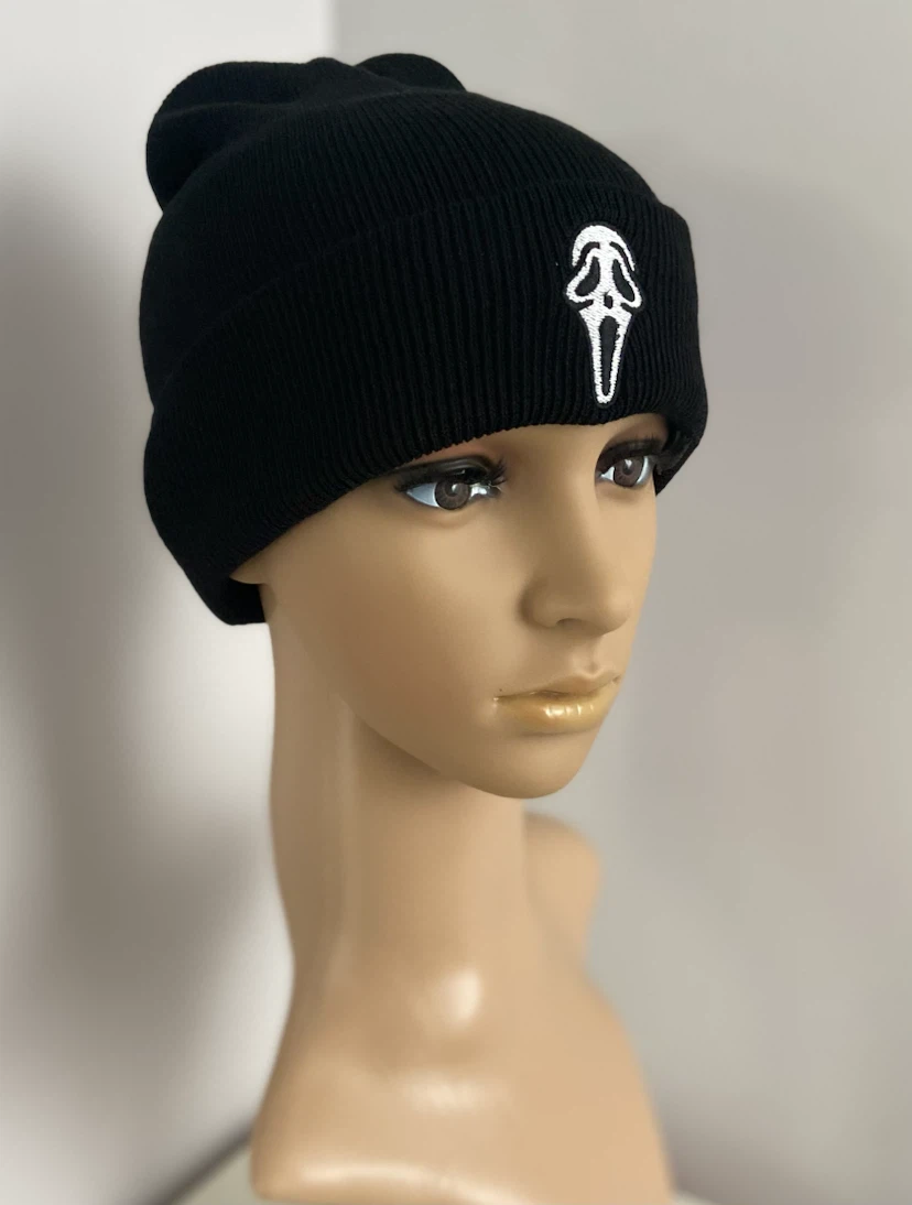 🏈 NEW Black Scream Ghostface Beanie O/S 🏈