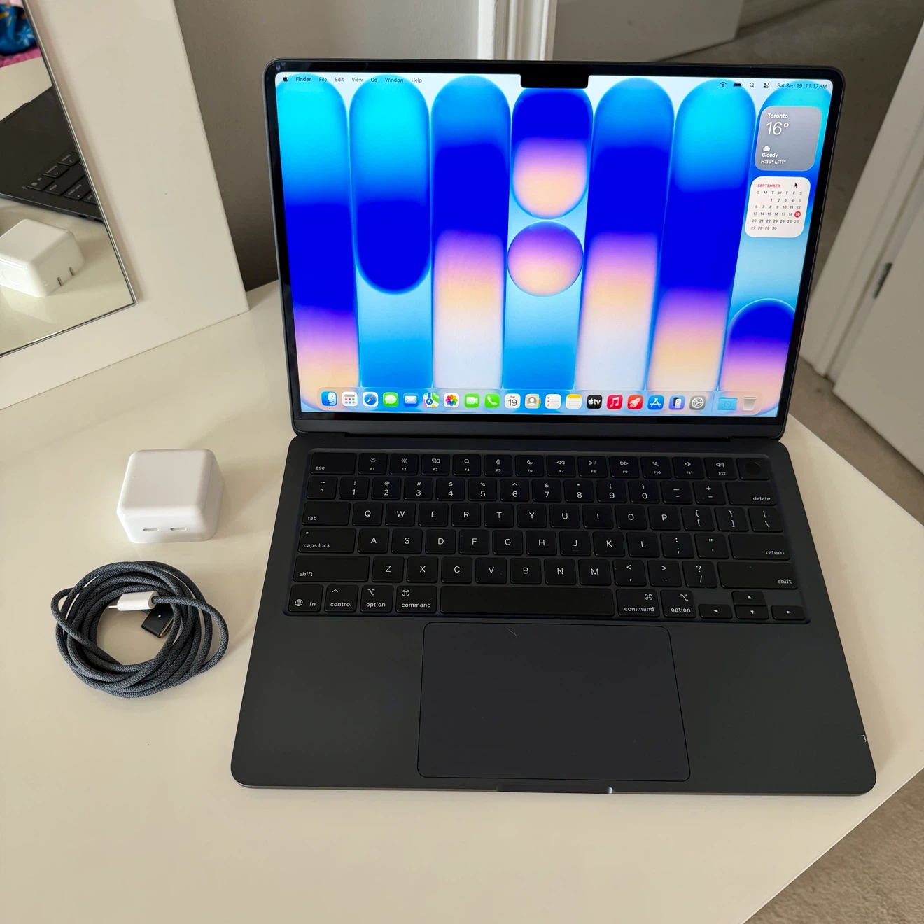 M4 / 16GB RAM / 512GB SSD / Macbook Air 2025 / 13"