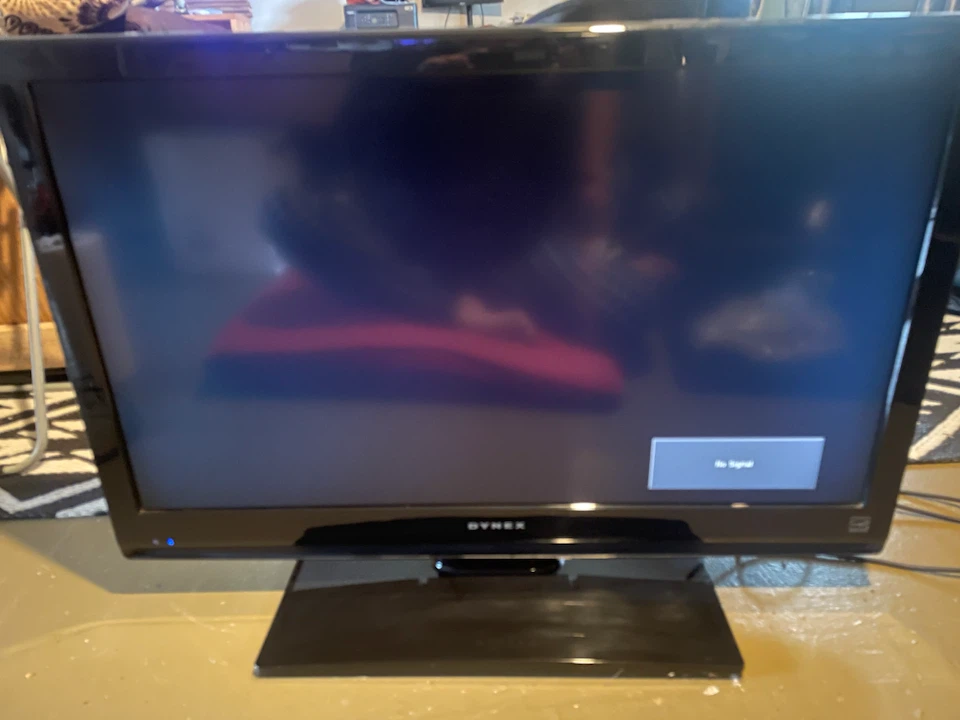 Dynex 37-inch LCD TV Model DX-L37-10A