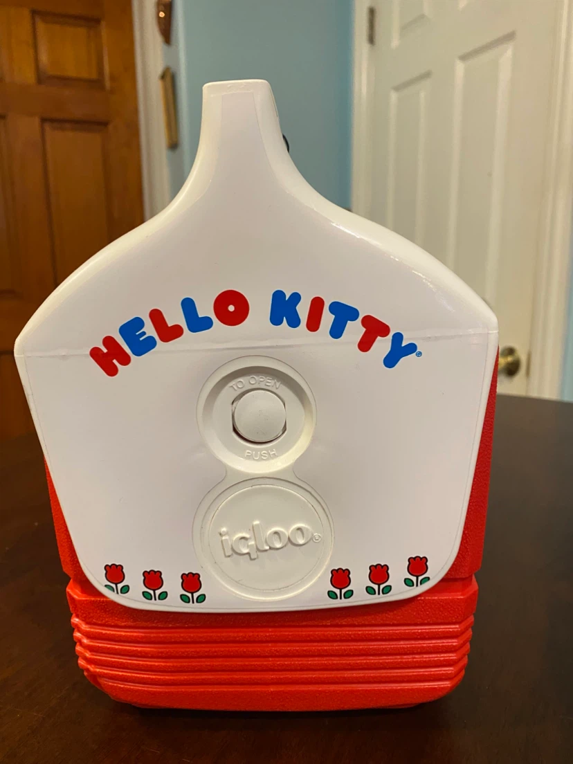 New Igloo x Hello Kitty Playmate Mini Cooler - photo 3