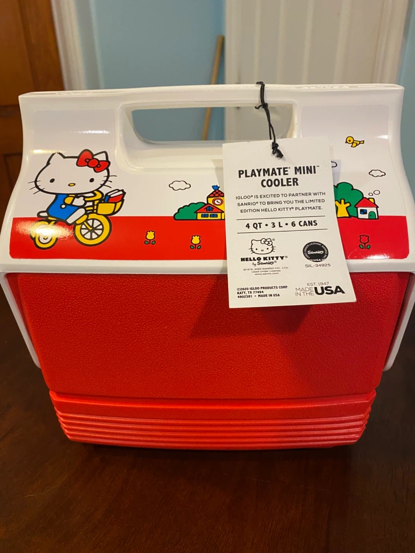 New Igloo x Hello Kitty Playmate Mini Cooler - photo 4