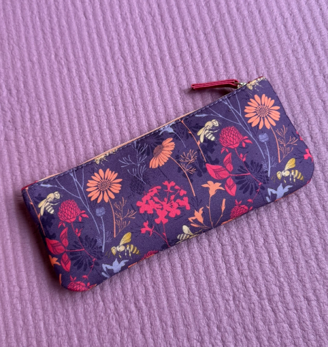 🏈Floral Bee Print Zippered Pouch