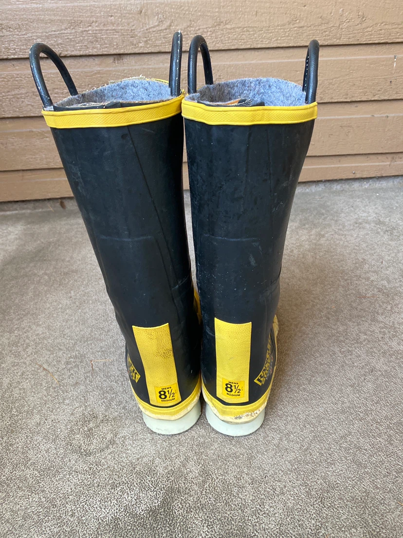 Size 8.5 - Ranger Shoe-Fit Mens Rubber Boots - photo 4