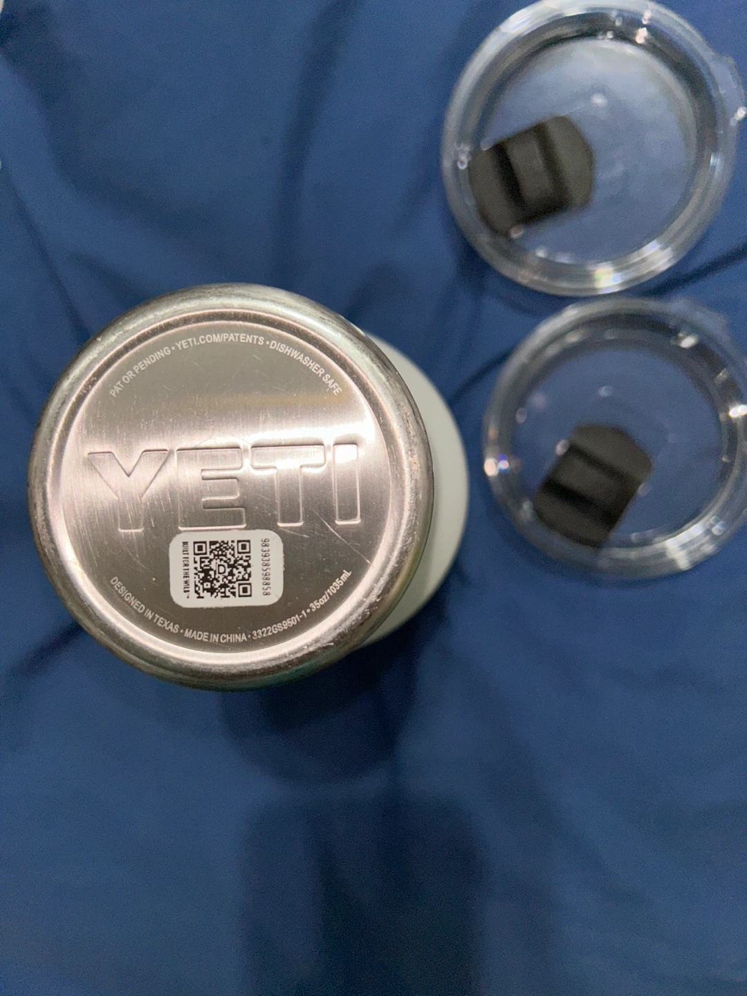 YETI Rambler 35 oz Mug With Handle & Extra Lid NEW 🏈 - photo 3
