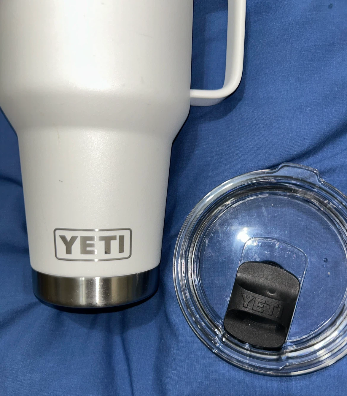 YETI Rambler 35 oz Mug With Handle & Extra Lid NEW 🏈 - photo 5