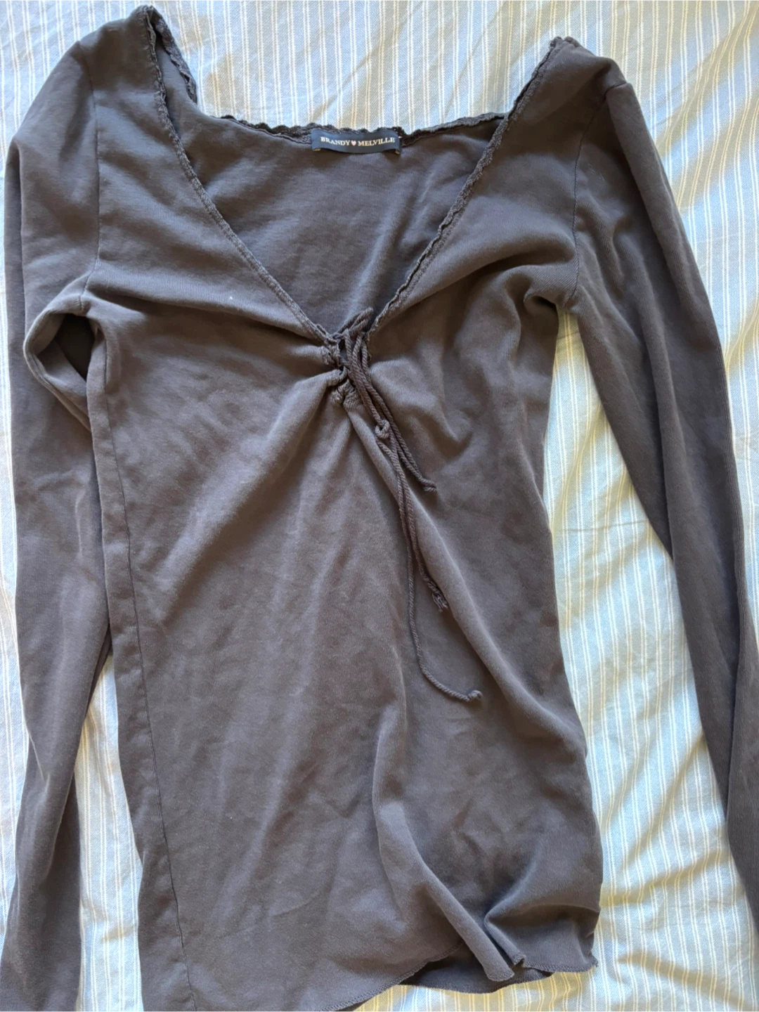Assorted Brandy Melville Tops and Aritzia Hoodies - photo 3
