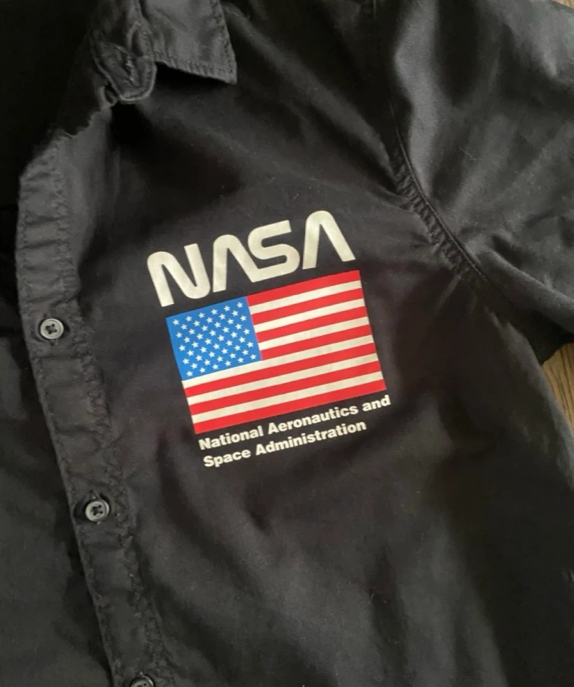 🏈 H&M Boys NASA Black Button-Up Shirt 13-14Y - photo 3