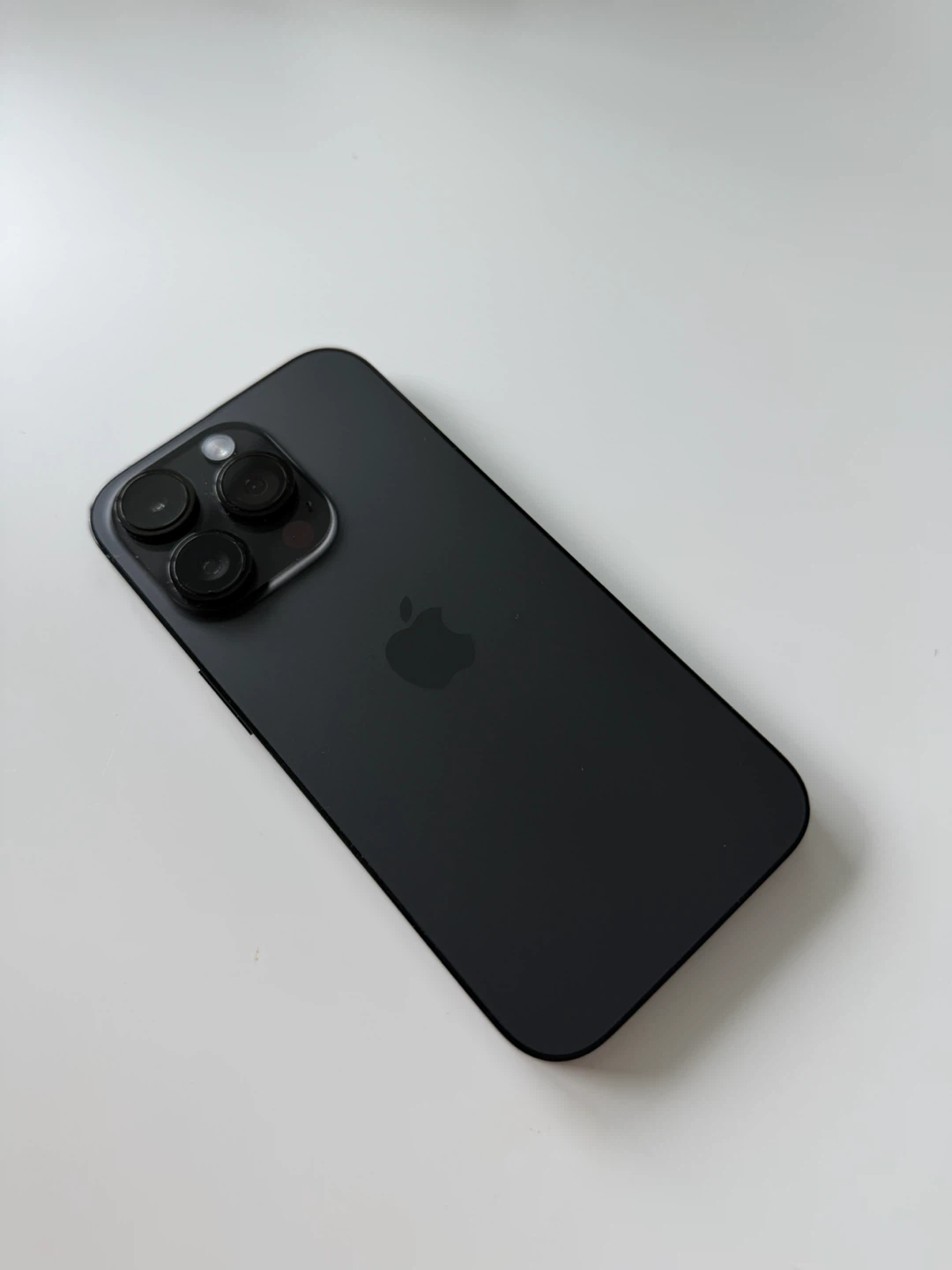 Apple iPhone 14 Pro -  1TB Black - 99% battery health