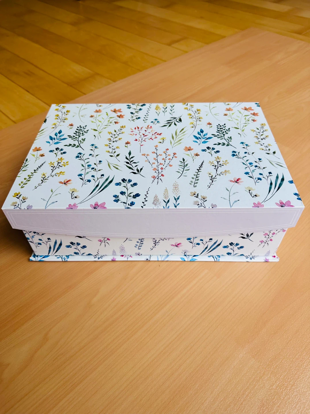 🏈 Gift Box