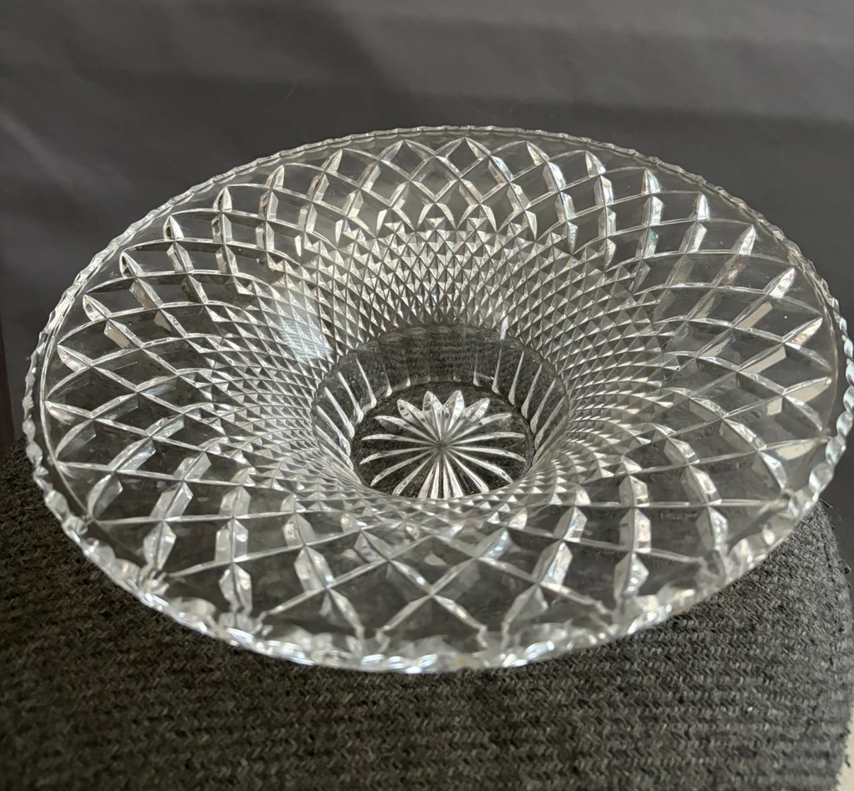 🏈  Vintage Crystal Serving Bowl