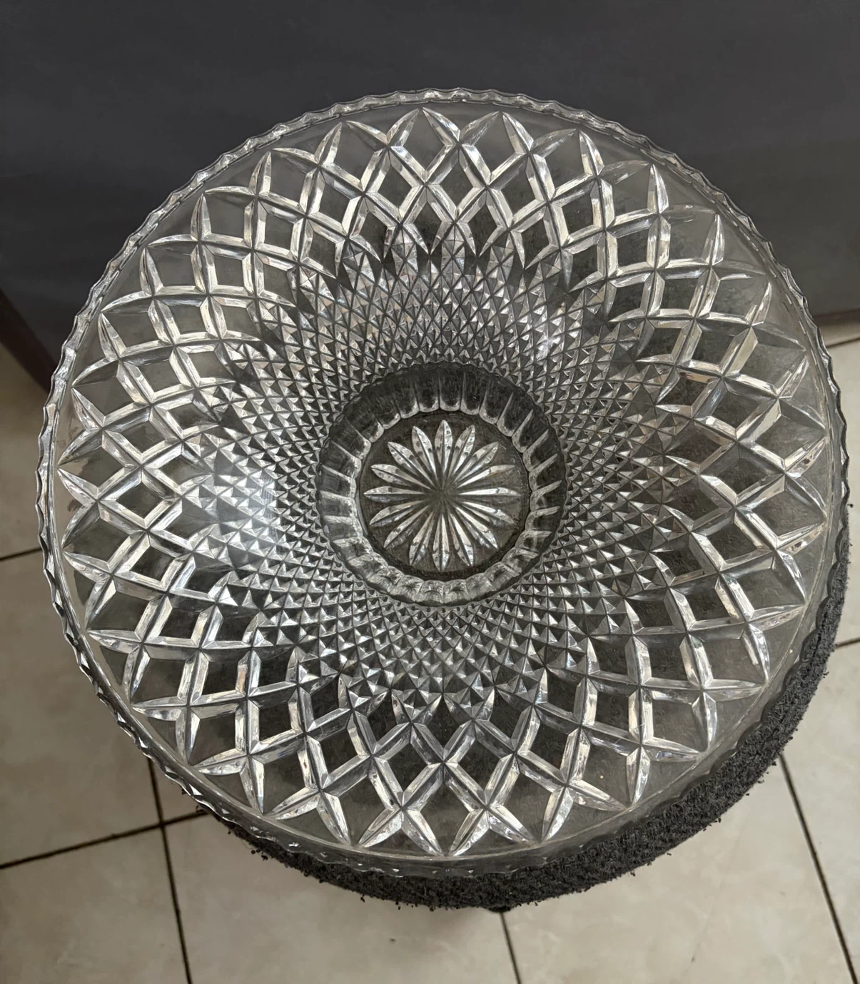 🏈  Vintage Crystal Serving Bowl - photo 3