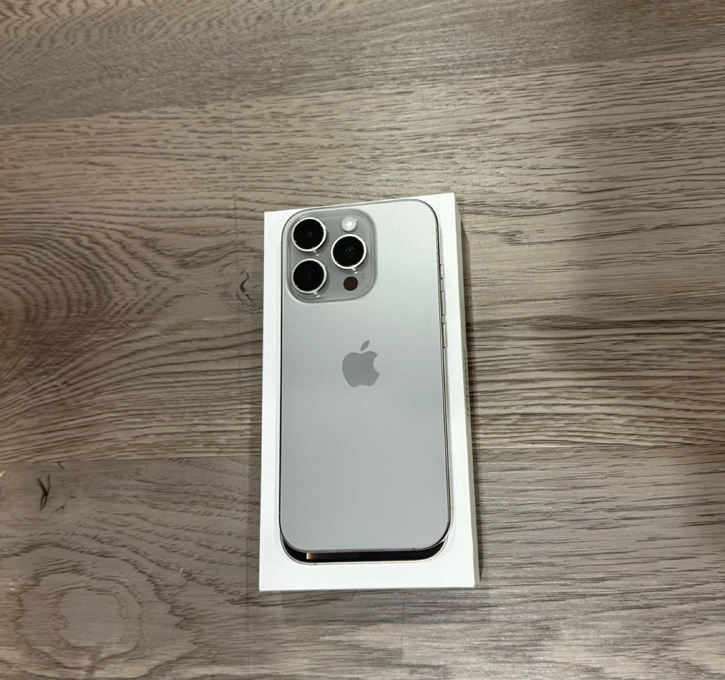 Apple iPhone 16 Pro – 128GB – Natural Titanium – Mint Condition - photo 3