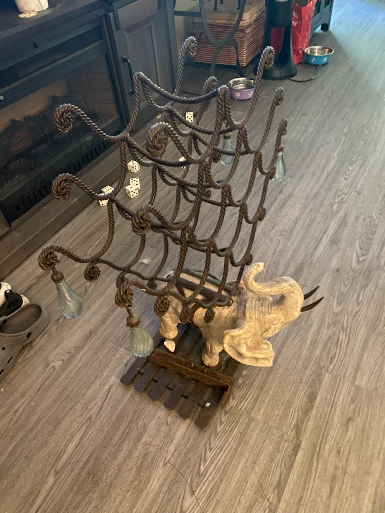 Elephant Design Metal Wine Rack - photo 3
