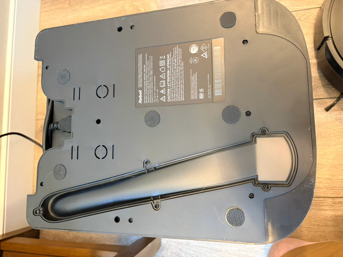iRobot Roomba Robot Vacuum with Clean Base - photo 4