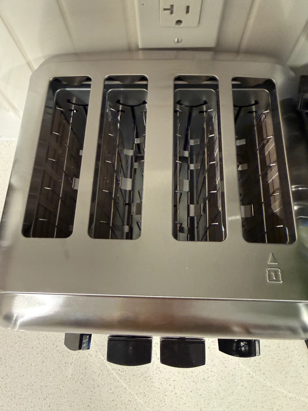 Cuisinart Metal Classic 4-Slice Toaster - photo 3