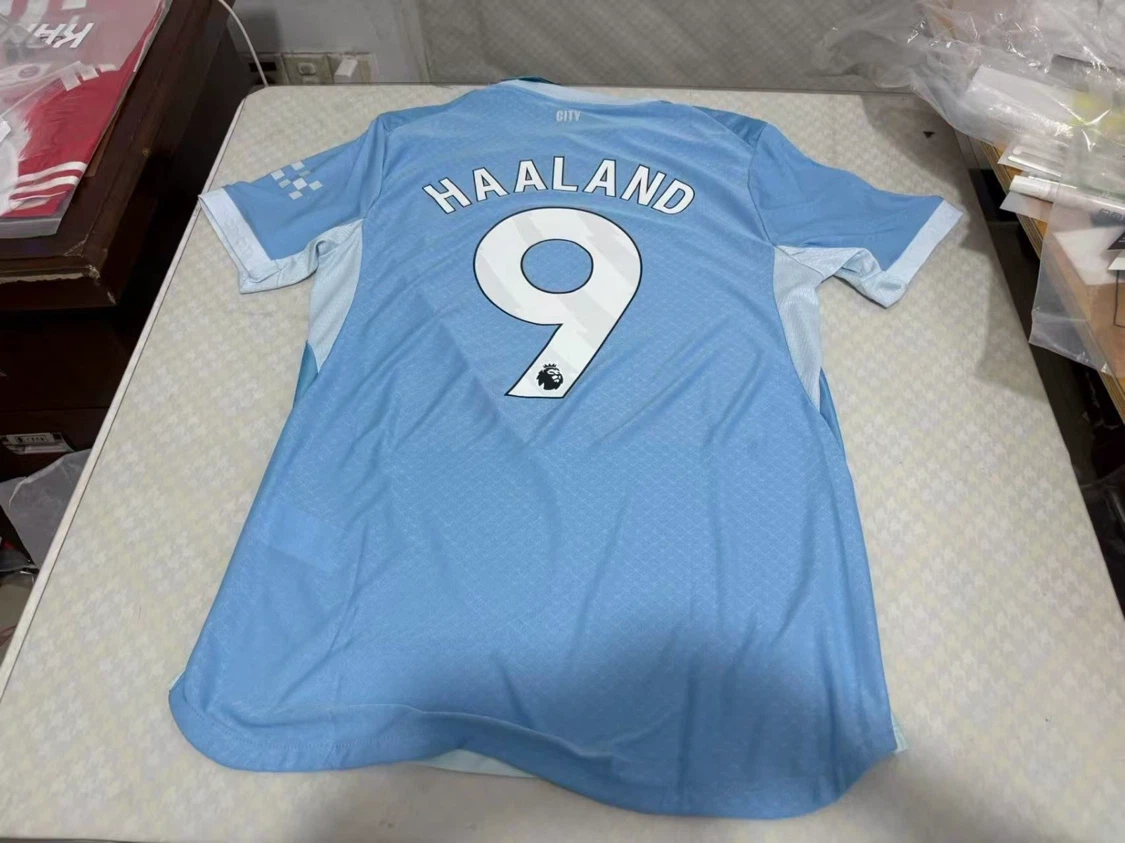 Manchester City Haaland Jersey 2027 size L