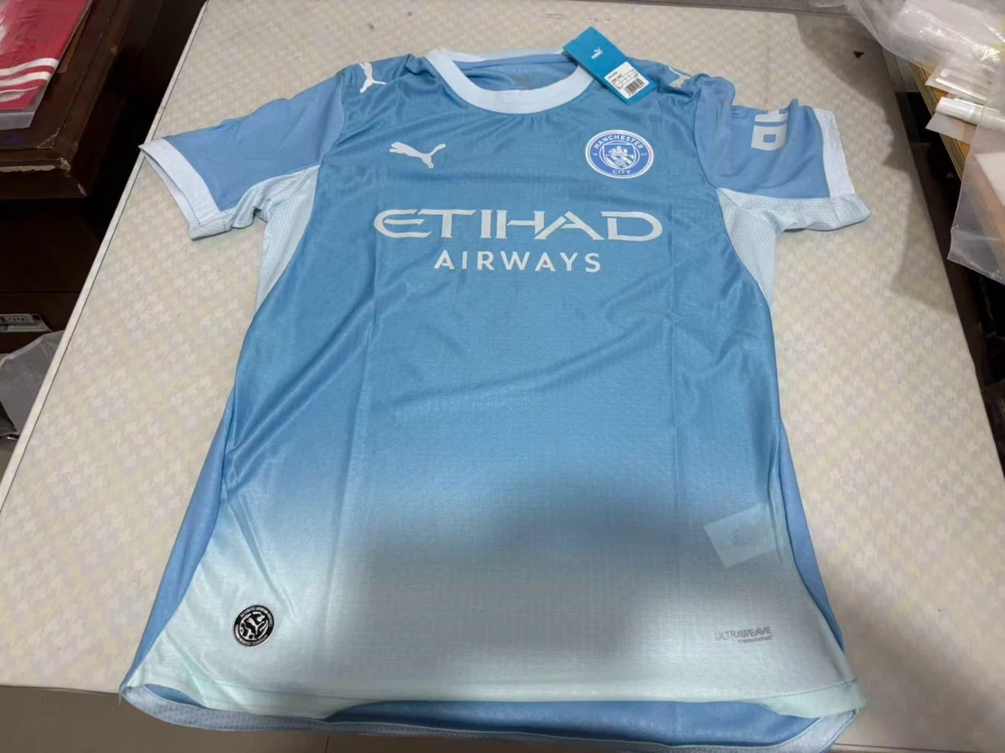 Manchester City Haaland Jersey 2027 size L - photo 2