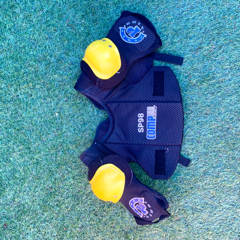CCM SP98 Comp Shoulder Pads