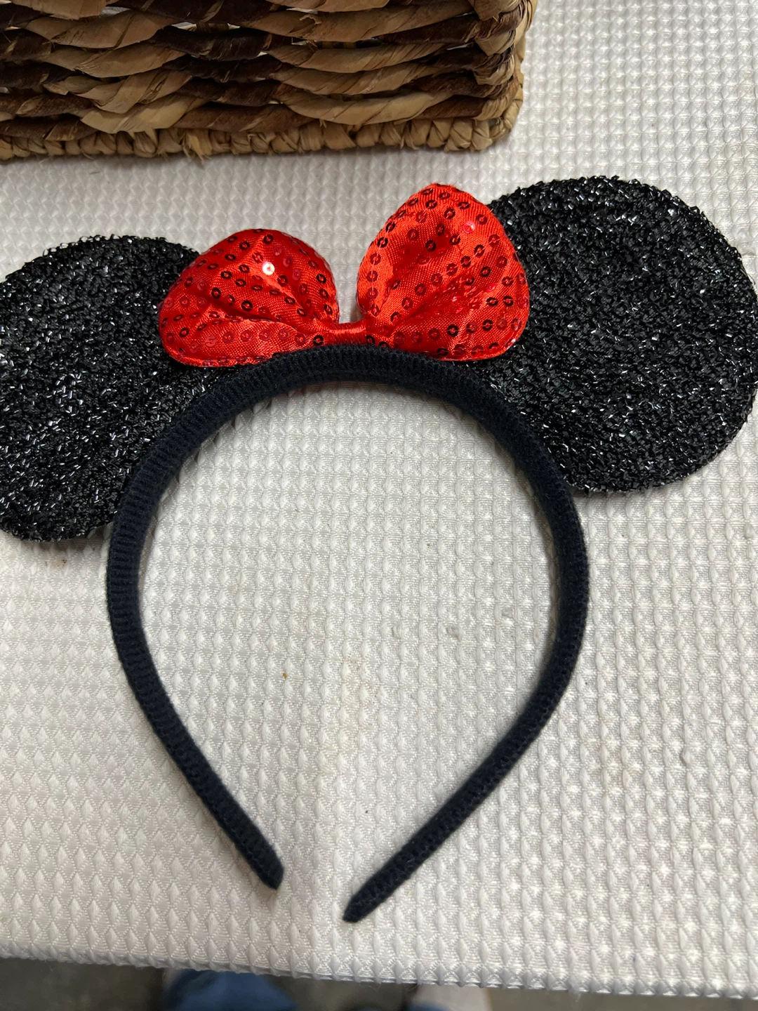 🏈 Disney Minnie Mouse Sequin Ear Headband