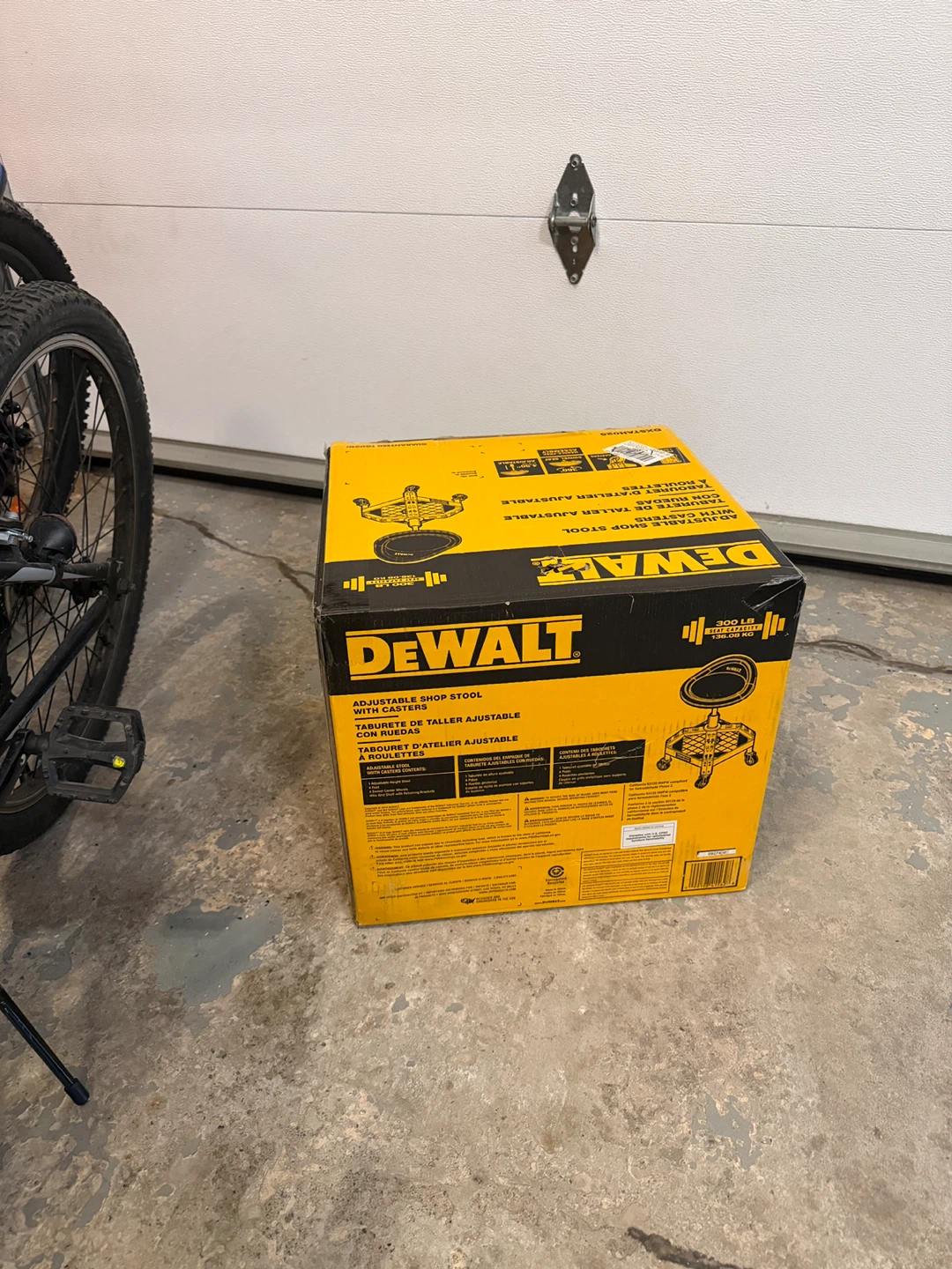Dewalt adjustable shop stool with casters NEW