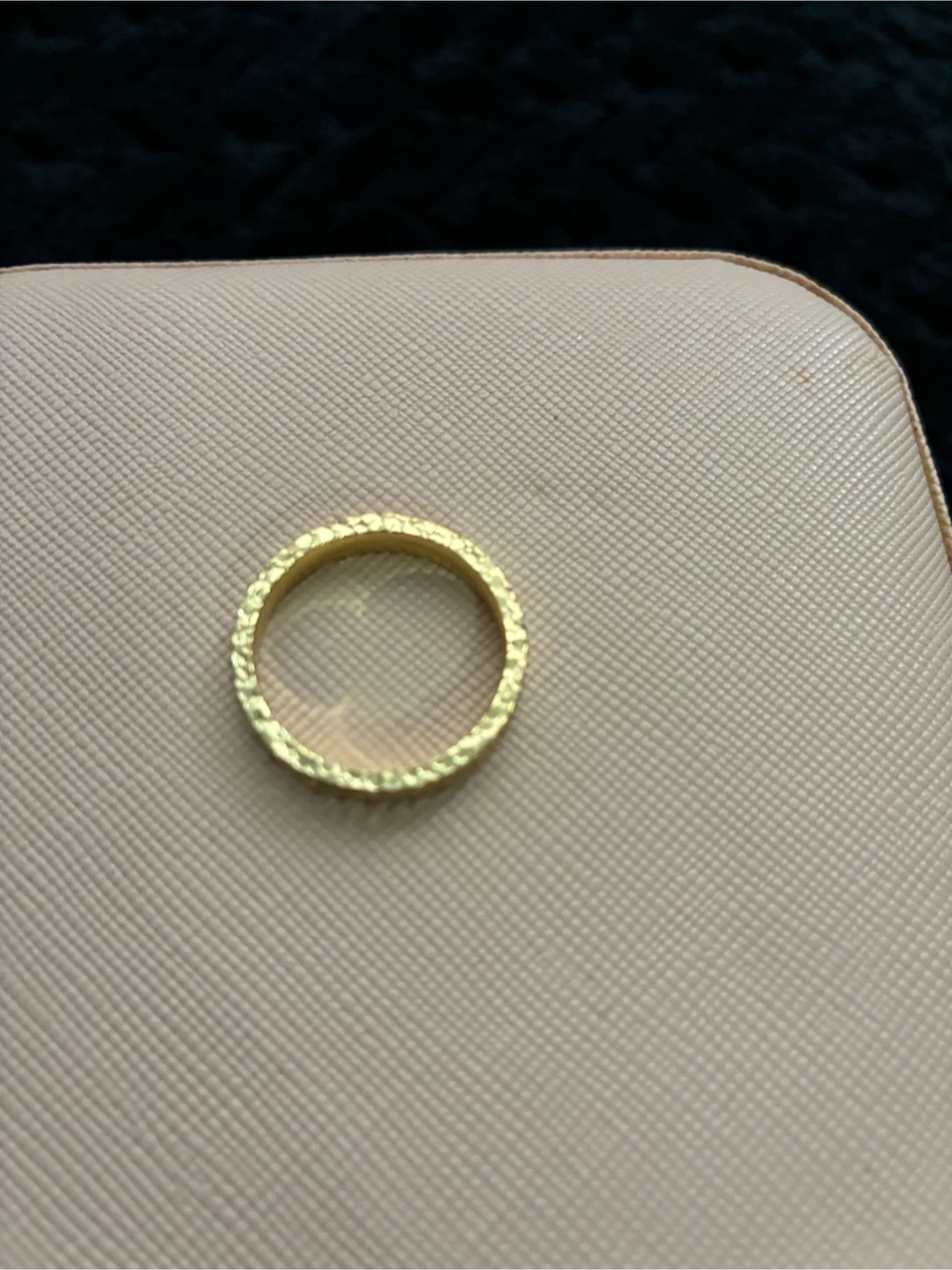 Gold-Tone Textured Band Ring - photo 2