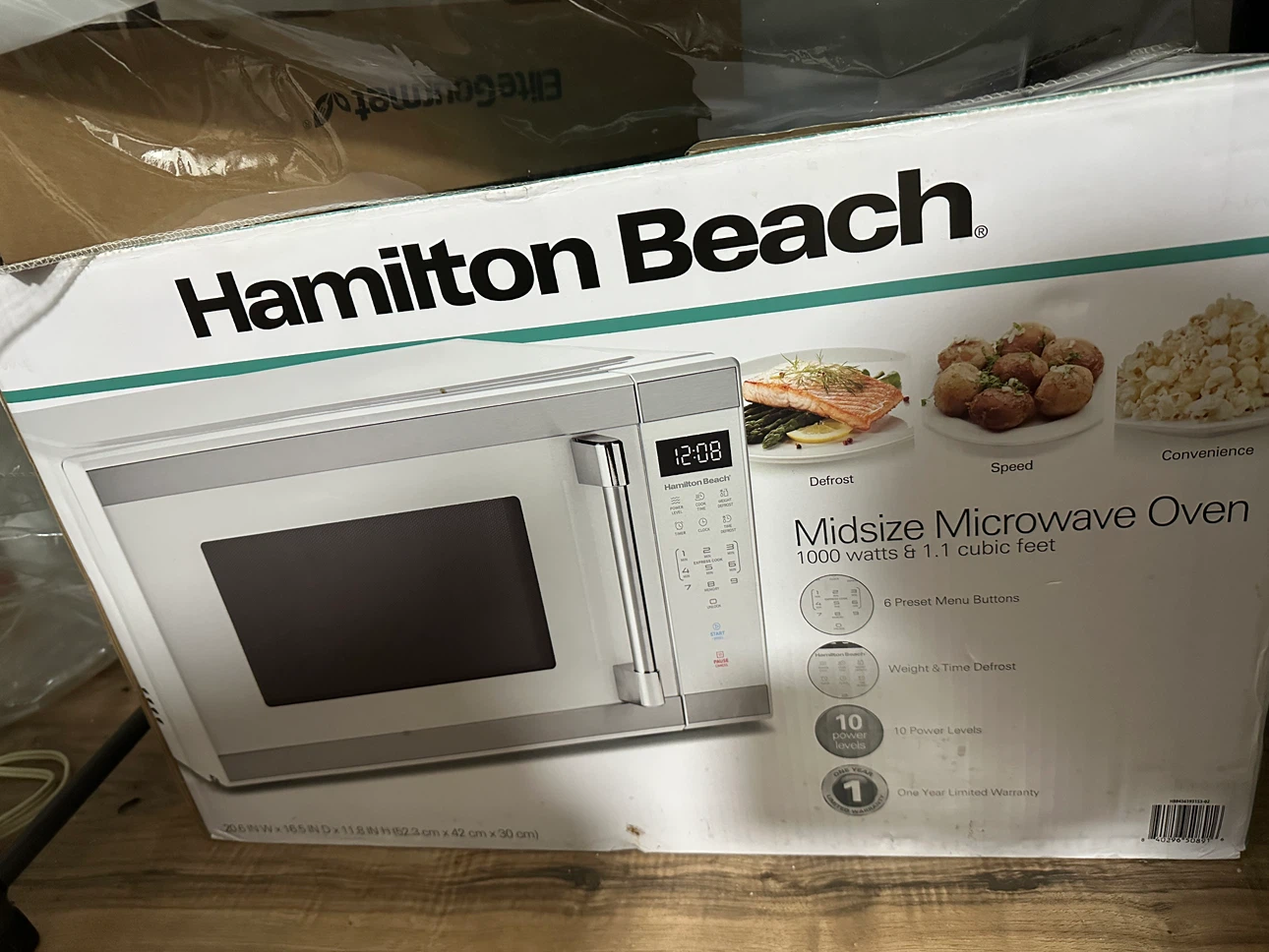 Hamilton Beach 1.1 Cu. Ft. Microwave Oven - photo 2