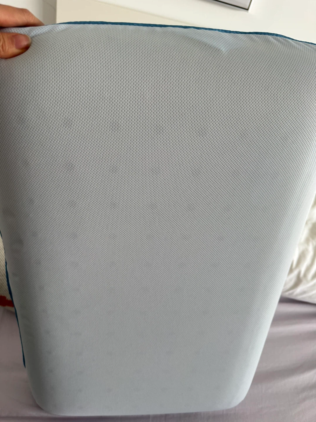 memory Foam Pillow( big & new ) - photo 2