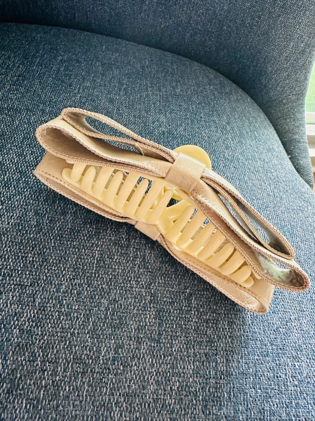🏈 Hair Claw Clip - photo 2
