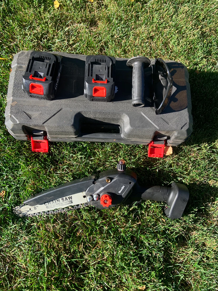 SeeSii Mini Chainsaw 6-inch and 8-inch