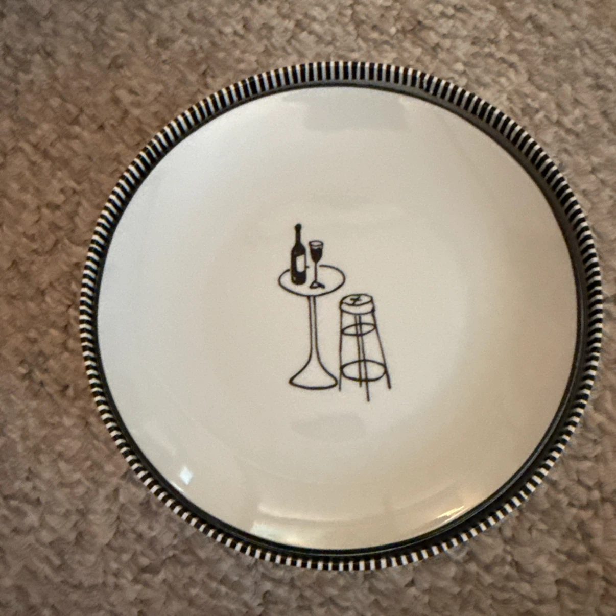 Crate & Barrel Party Plates - photo 2