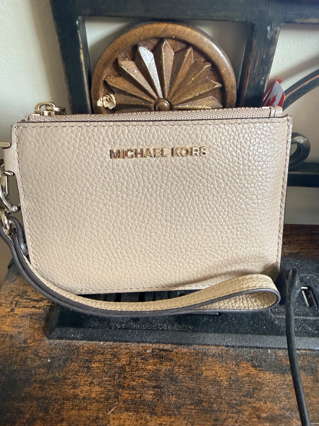Michael Kors wristlet and card holder 🏈 - photo 3