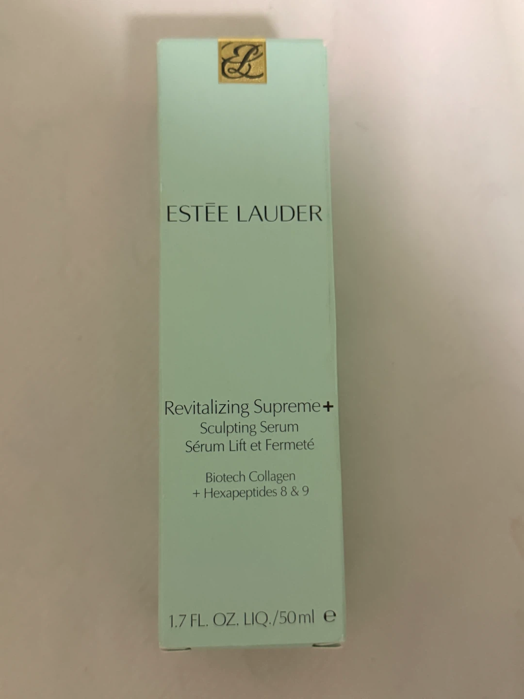 Estee Lauder Revitalizing Supreme+ Sculpting Serum