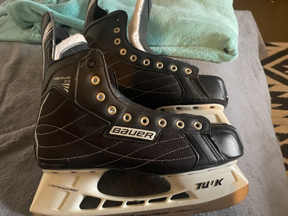 Bauer Nexus 22 Hockey Skates - Size 10.5