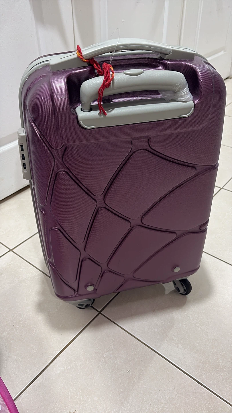 Skybags 🏈 Hardside Carry-On Suitcase