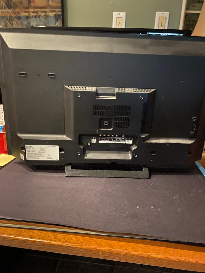 Sony 32 inch Television KDL-32R420B - photo 2