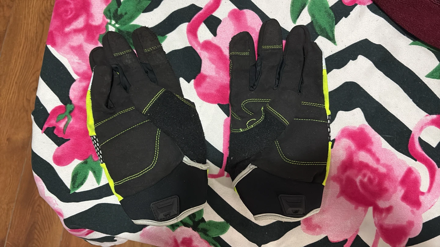 🏈 Black Canyon Outfitters High-Visibility Work Gloves - photo 2