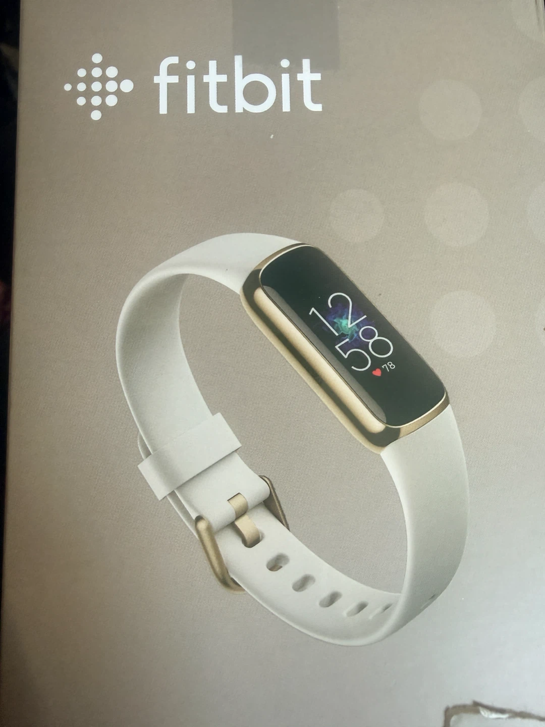 Fitbit Luxe Fitness Tracker 🏈 - photo 2