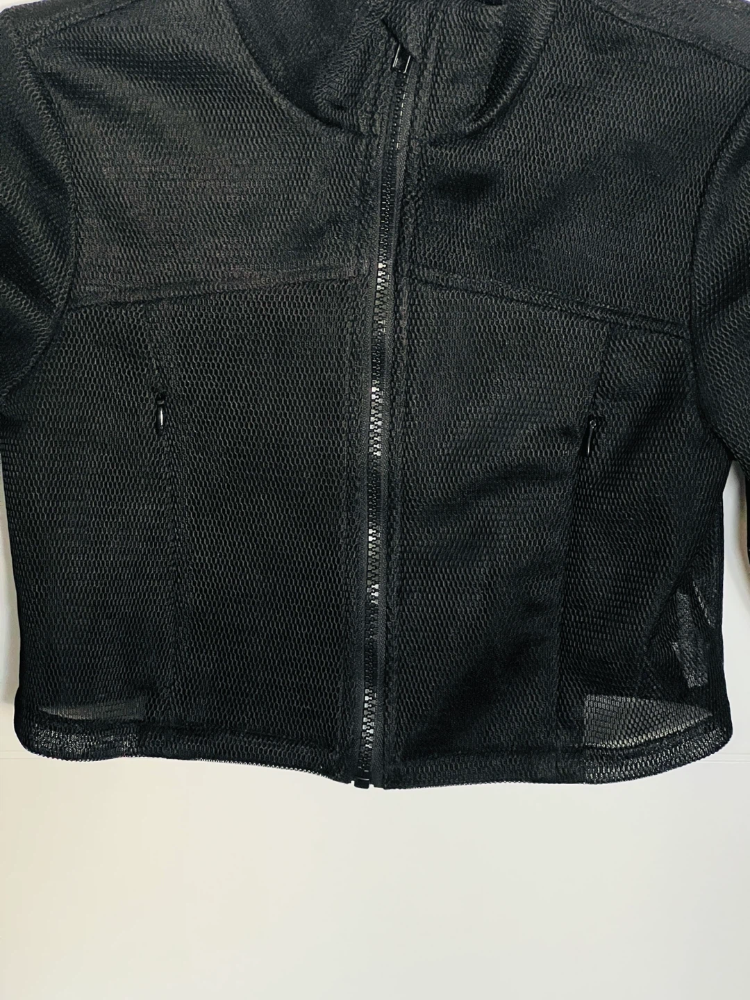 Forever 21 Black Mesh Crop Jacket - photo 2