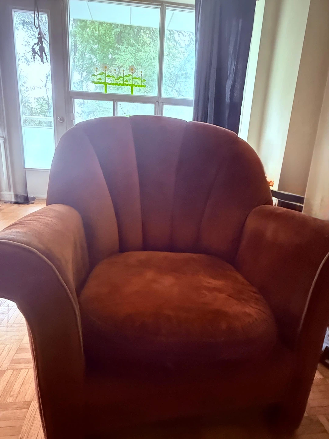 Burgundy Velvet Armchair - photo 4