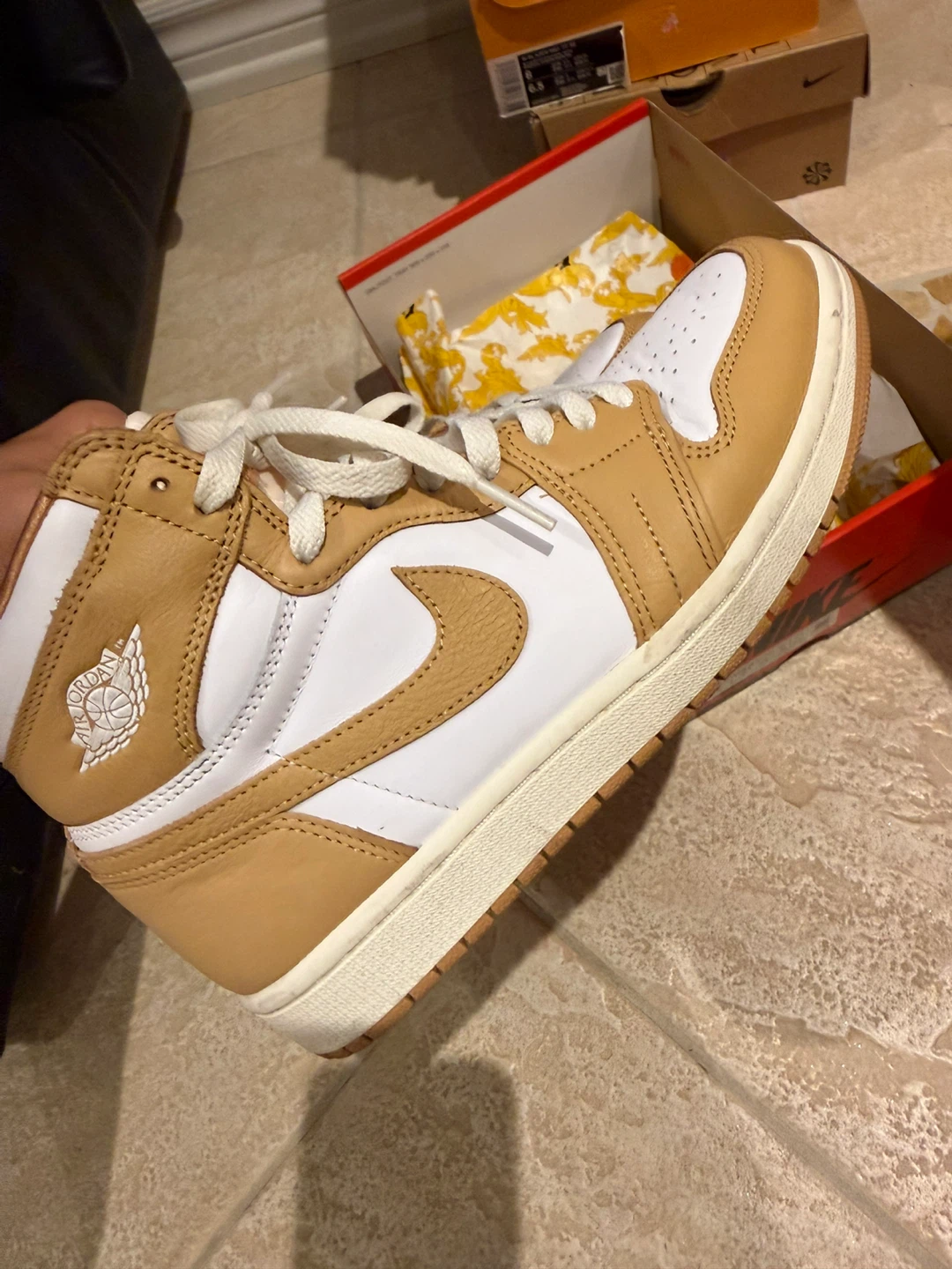 Nike Air Jordan 1 Retro High OG Praline Women's US 7.5 - photo 3