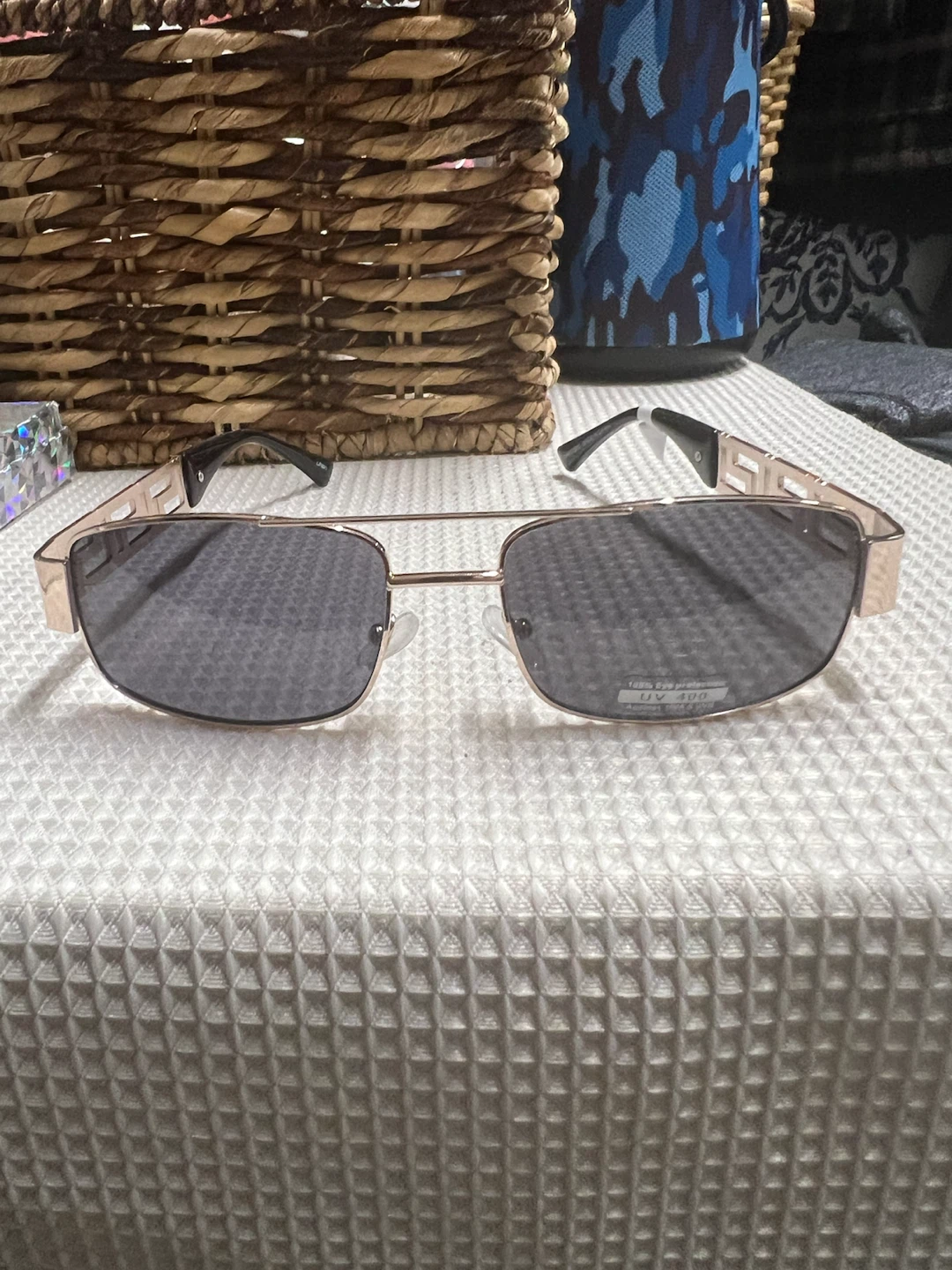 🏈 Gold-Tone Greek Key Sunglasses